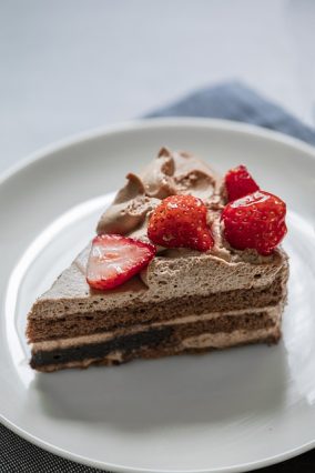 Strawberry Chocolate Cake Dessert